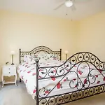 Casa Vicente Villa